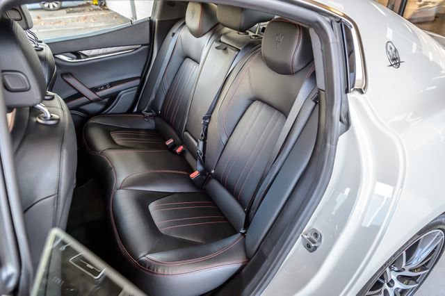 Used 2019 Maserati Ghibli S image 43
