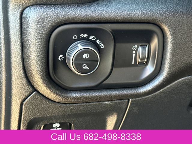 Used 2025 RAM 1500 Warlock AWD/4WD image 22