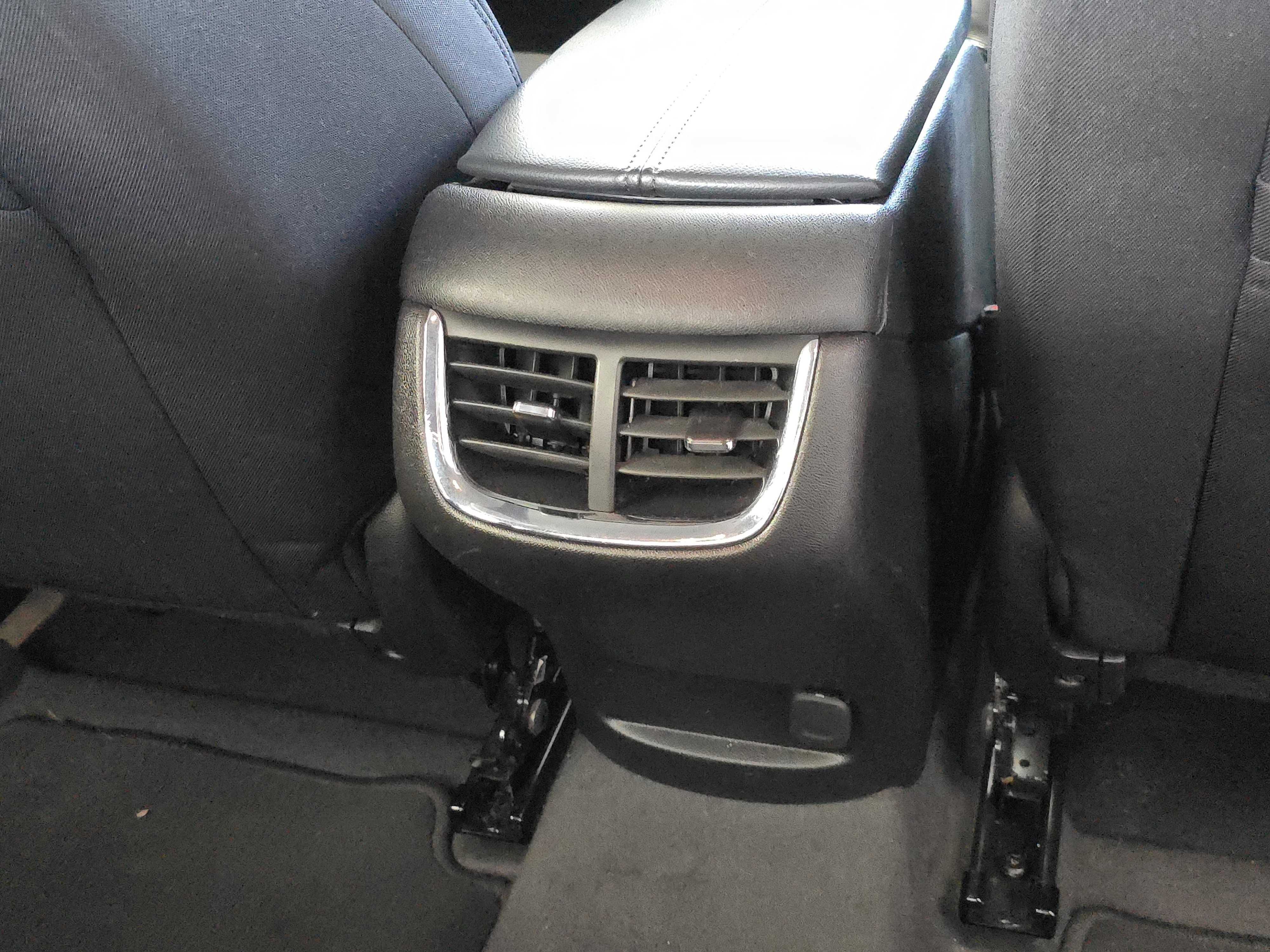 Used 2023 Chevrolet Malibu LT image 21