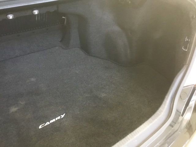 Used 2012 Toyota Camry LE image 21