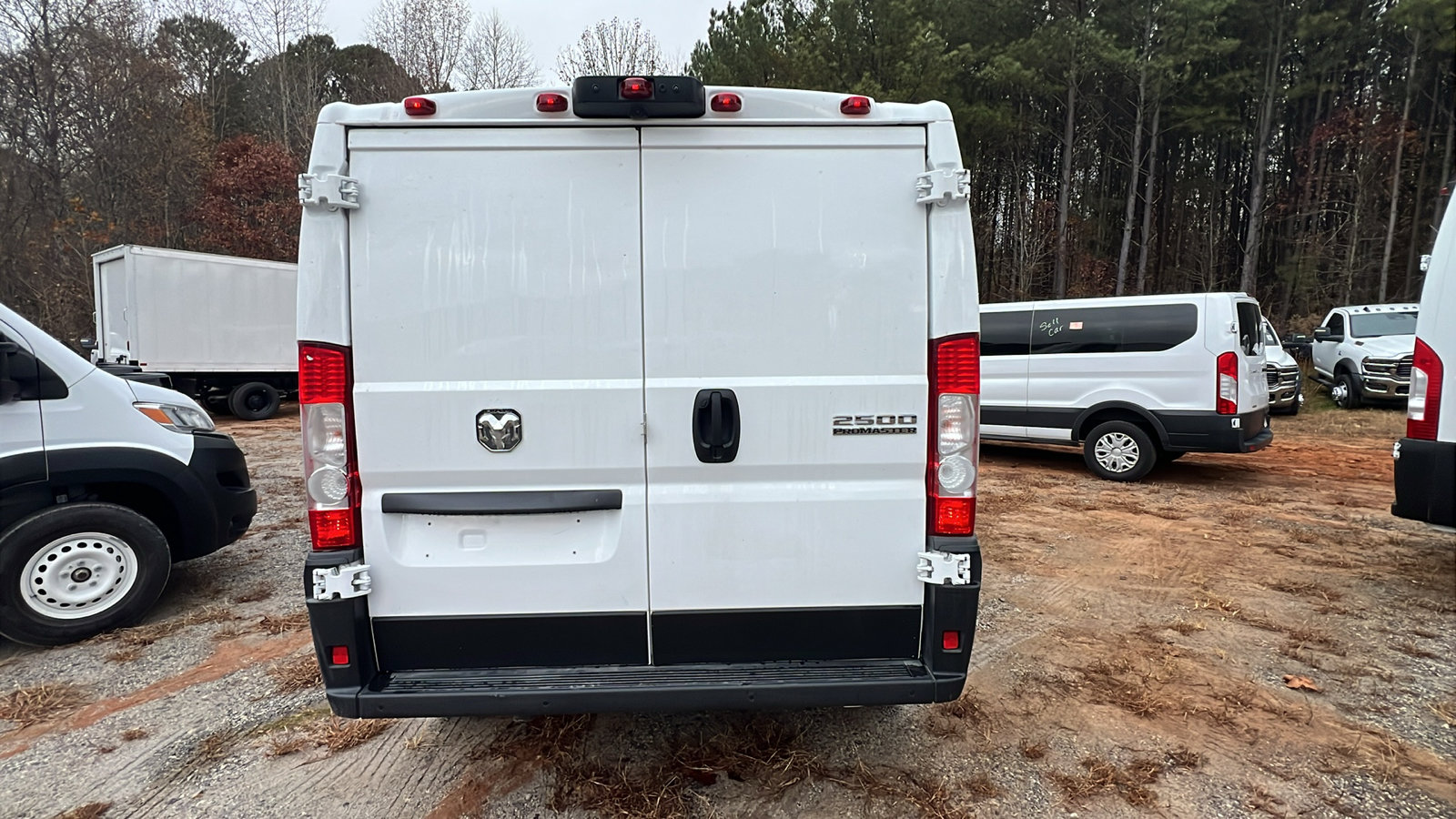 Used 2025 RAM ProMaster 2500 w/ Premium Convenience Group image 9