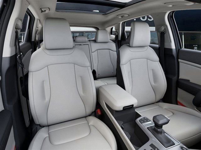 New 2026 Kia Sportage EX image 15