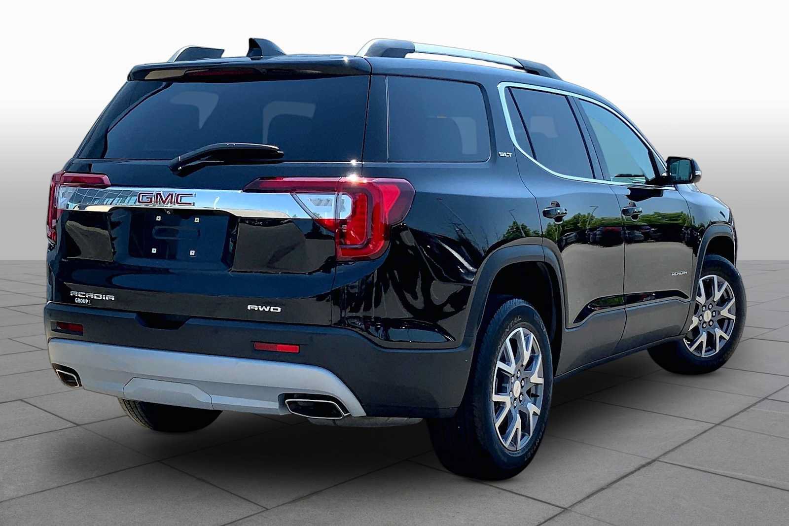 Used 2020 GMC Acadia SLT AWD/4WD image 13