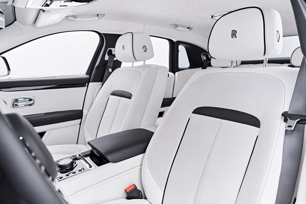 Used 2026 Rolls-Royce Ghost AWD/4WD image 74