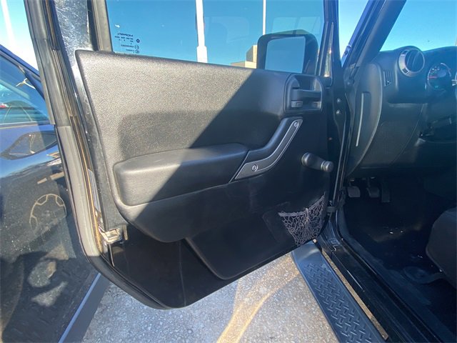 Used 2015 Jeep Wrangler Unlimited Sport image 18