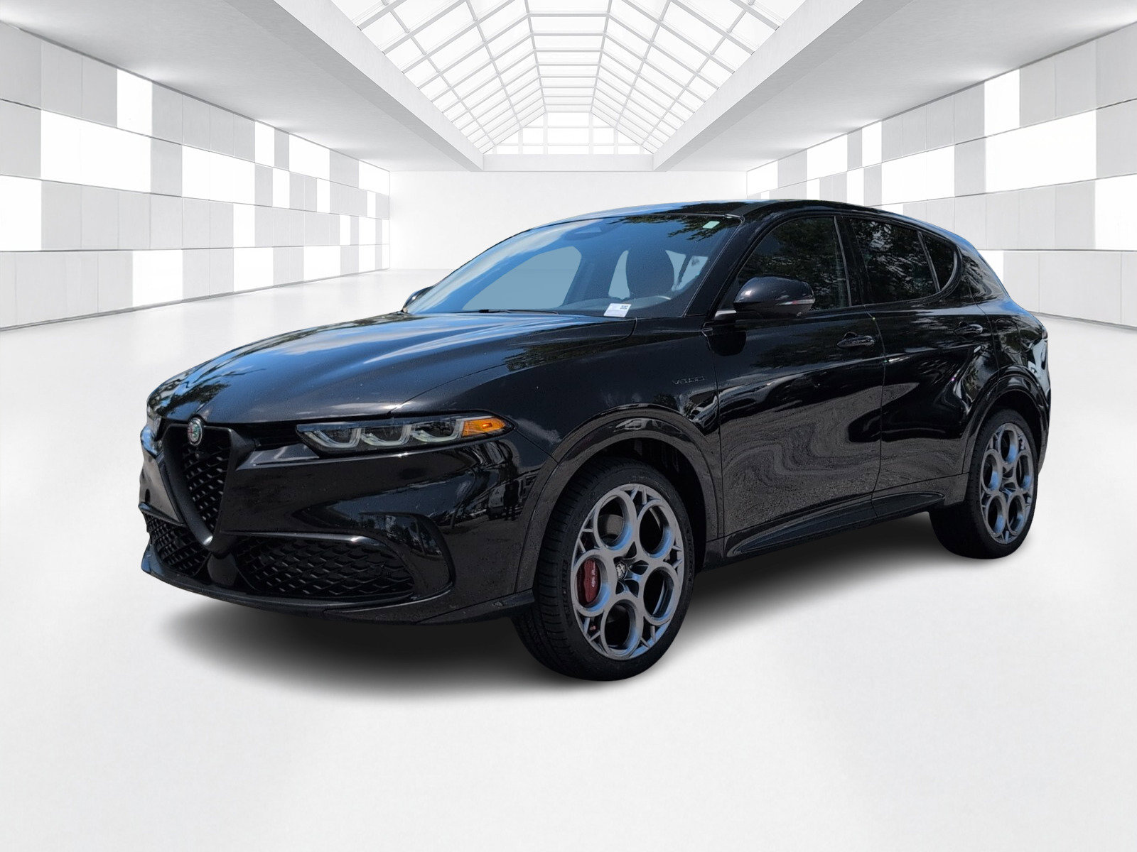 Used 2024 Alfa Romeo Tonale Veloce w/ Active Assist Package AWD/4WD image 3
