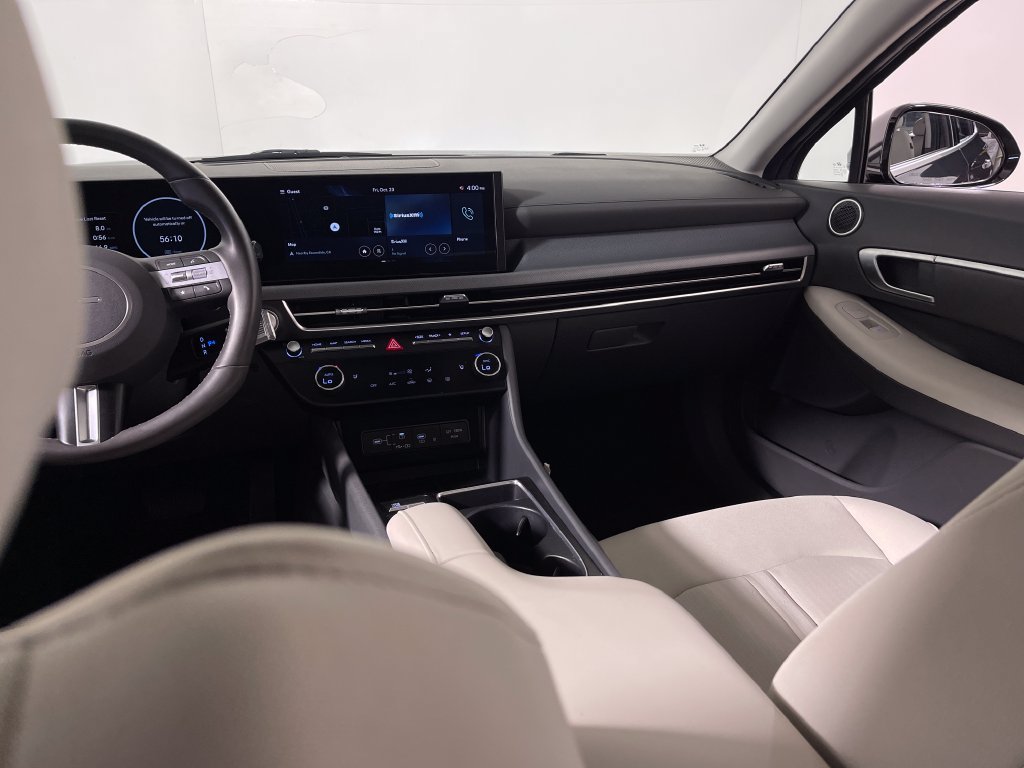 Certified 2025 Hyundai Sonata SEL FWD image 18