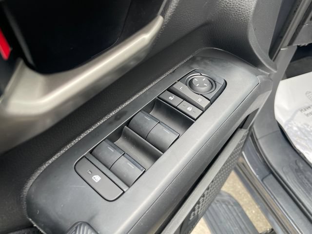 Used 2024 Toyota Tacoma Limited w/ Limited Package (LT) AWD/4WD image 21