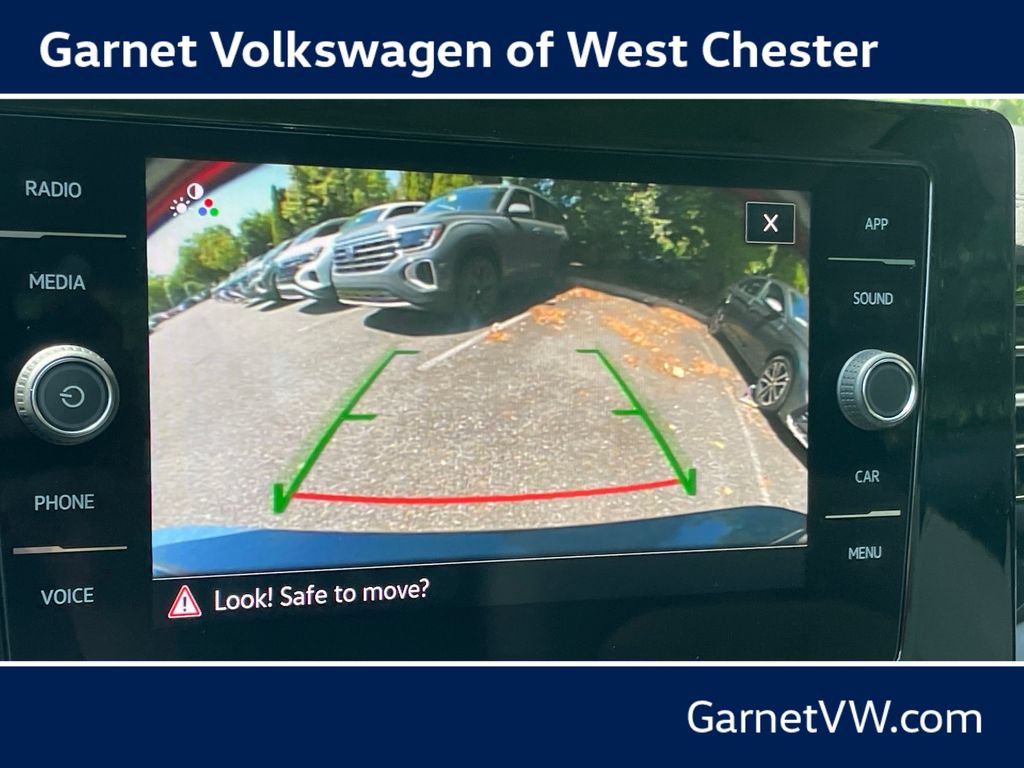 New 2026 Volkswagen Jetta SE FWD image 24