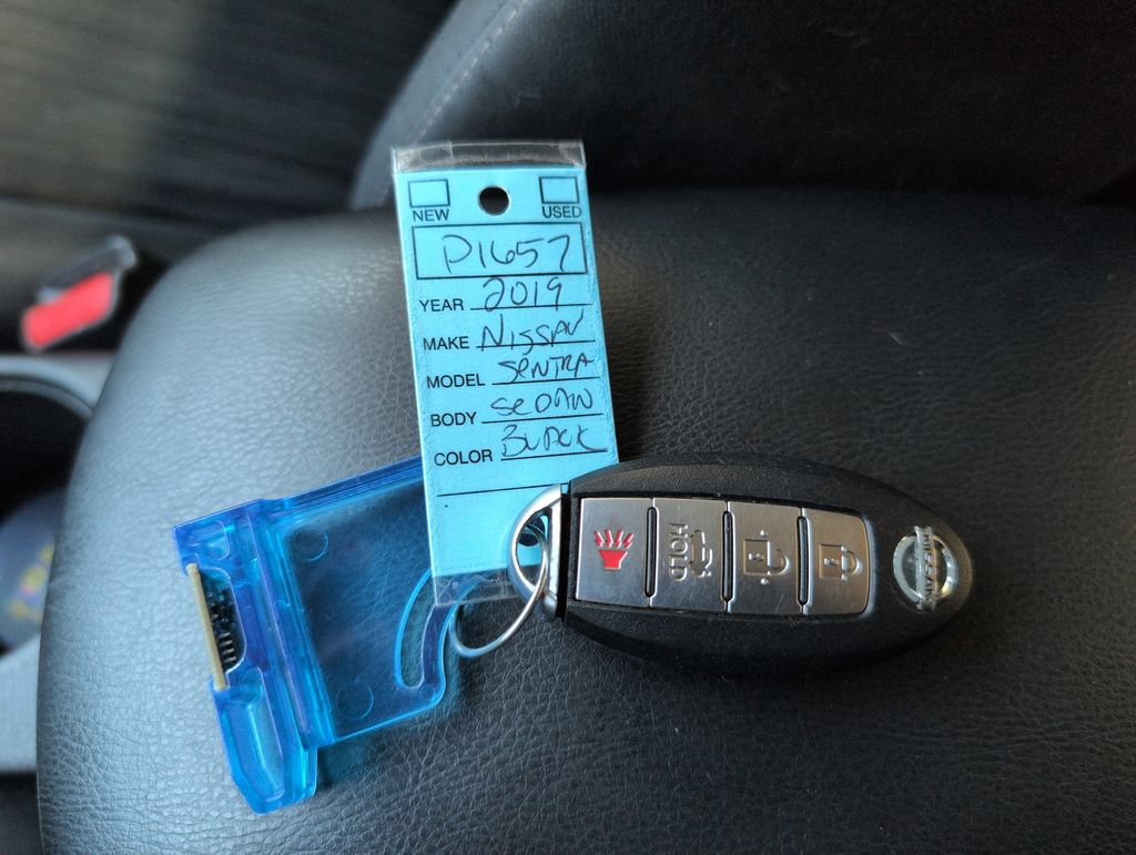 Used 2019 Nissan Sentra SV FWD image 14
