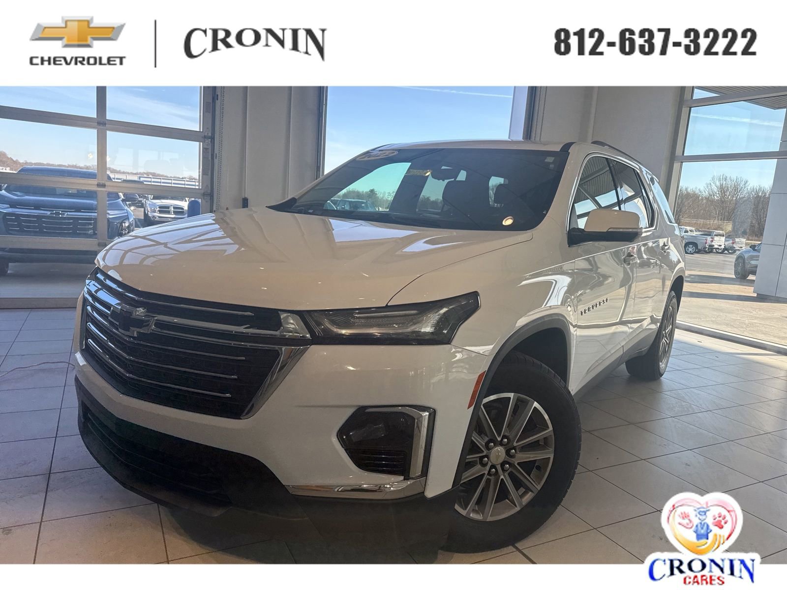 Used 2022 Chevrolet Traverse LT image 1