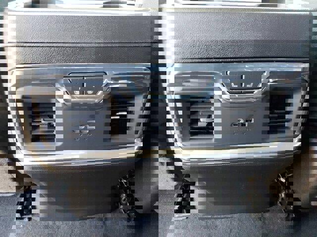 New 2026 GMC Sierra 1500 SLT w/ SLT Premium Plus Package image 13