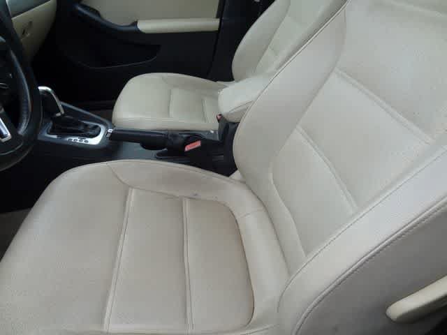 Used 2014 Volkswagen Jetta SE FWD image 7
