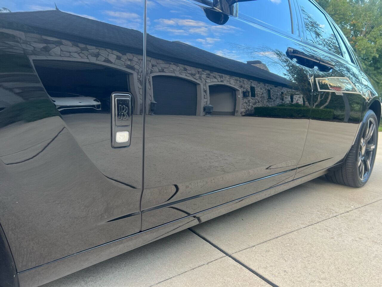 Used 2013 Rolls-Royce Ghost image 10