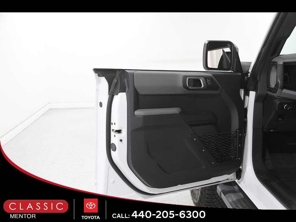 Used 2023 Ford Bronco Big Bend w/ Sasquatch Package AWD/4WD image 4