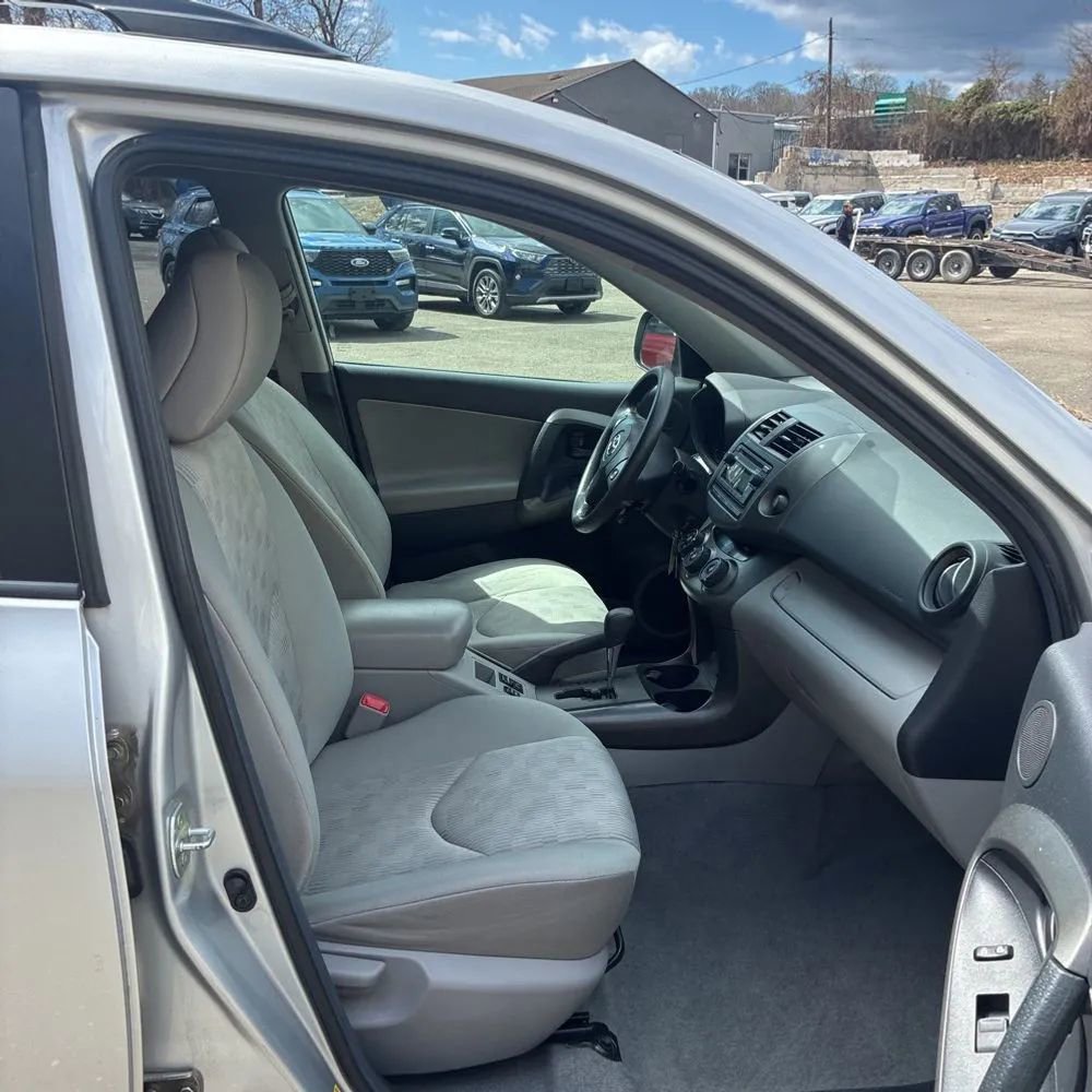 Used 2012 Toyota RAV4 4WD w/ Value Pkg image 18