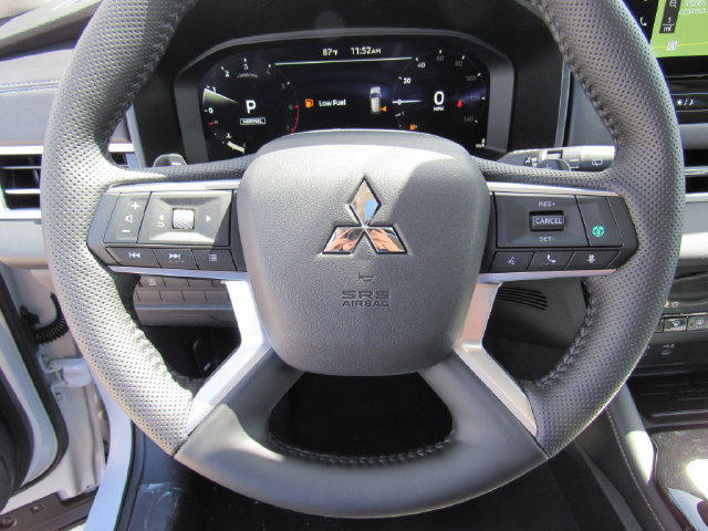 New 2026 Mitsubishi Outlander SE FWD image 32