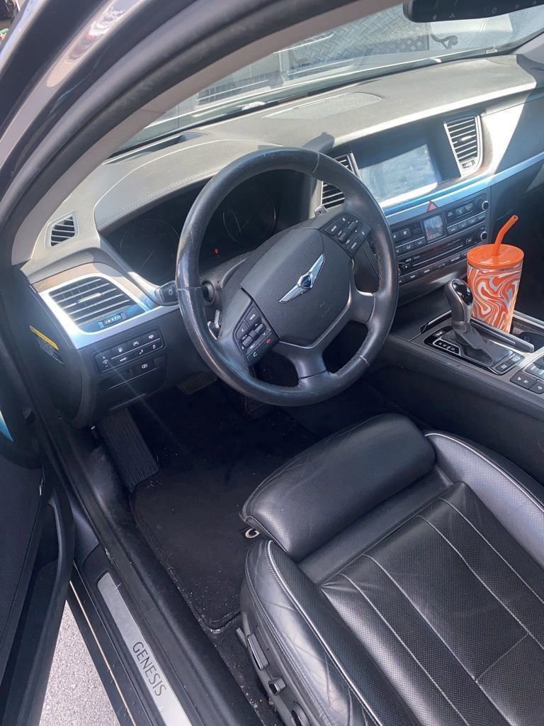 Used 2017 Genesis G80 3.8 w/ Option Group 03 image 5