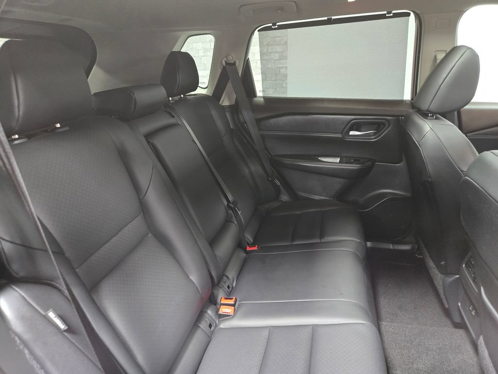 Used 2023 Nissan Rogue SV w/ SV Premium B Package AWD/4WD image 49