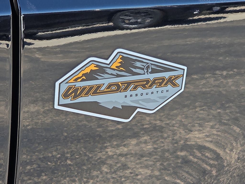Used 2023 Ford Bronco Wildtrak AWD/4WD image 12
