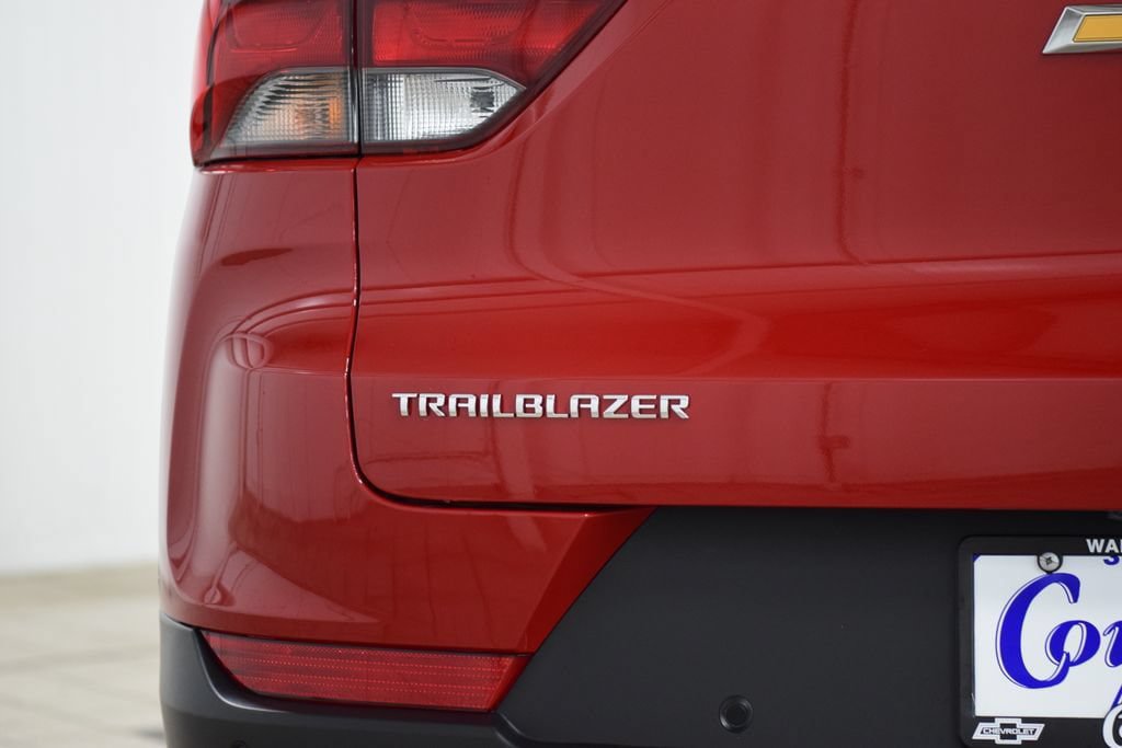 New 2026 Chevrolet TrailBlazer LT w/ Convenience Package FWD image 21