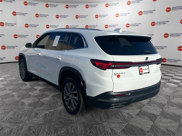 Certified 2025 Buick Enclave Preferred image 3