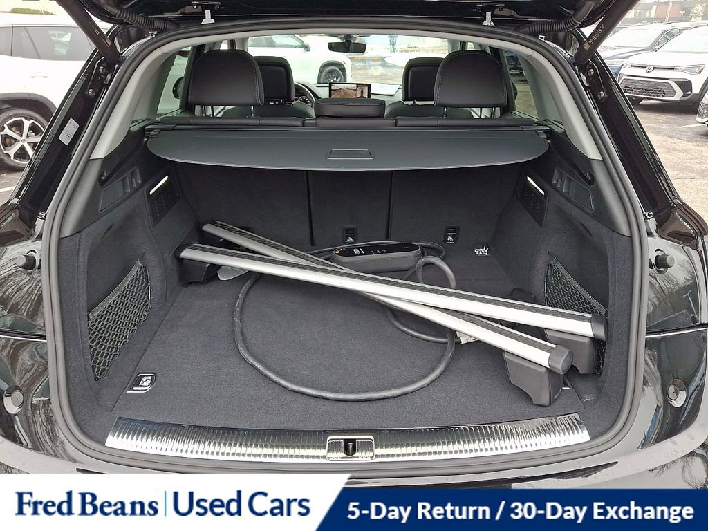 Used 2023 Audi Q5 e Premium Plus w/ Premium Plus Package image 32