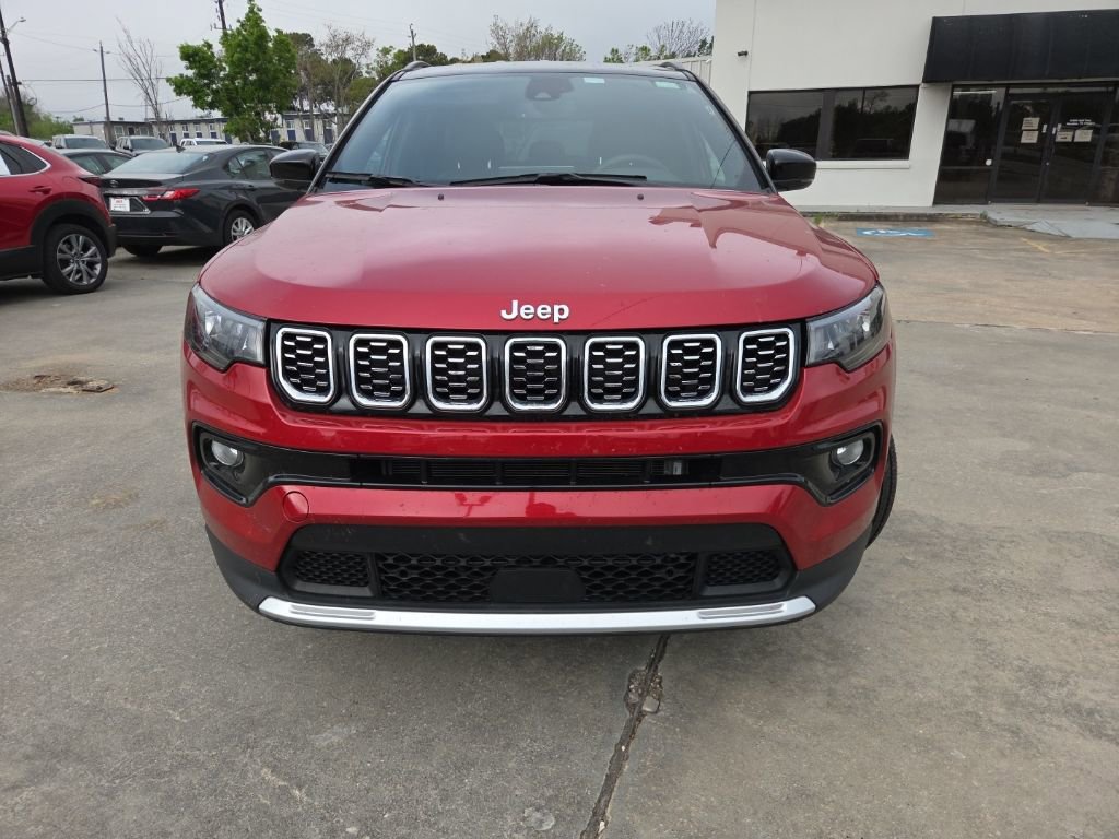 Used 2025 Jeep Compass Limited image 8