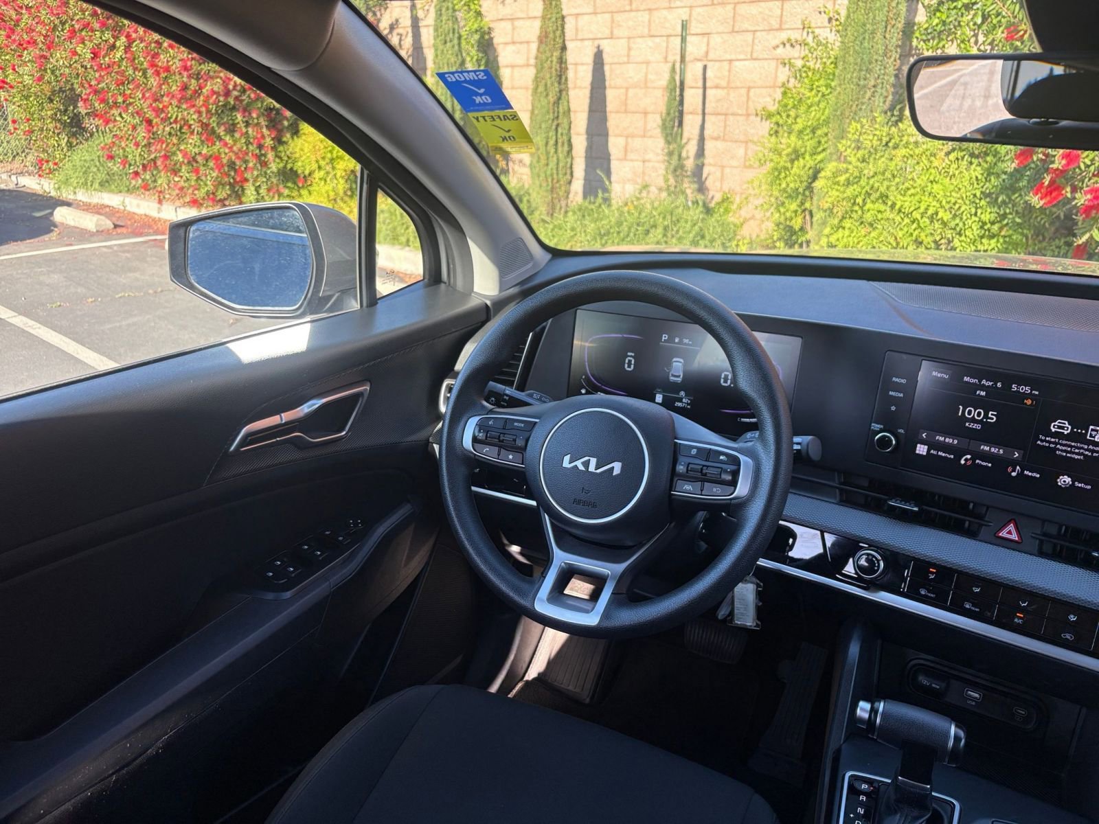 Used 2025 Kia Sportage LX image 33