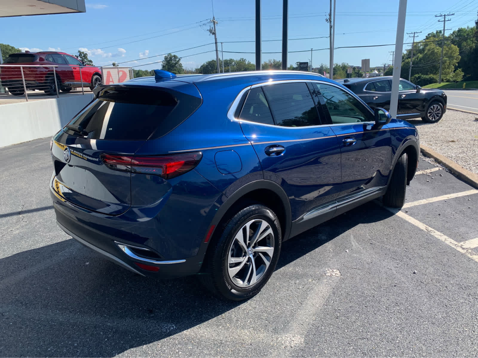 Used 2022 Buick Envision Essence w/ Safety Package image 6