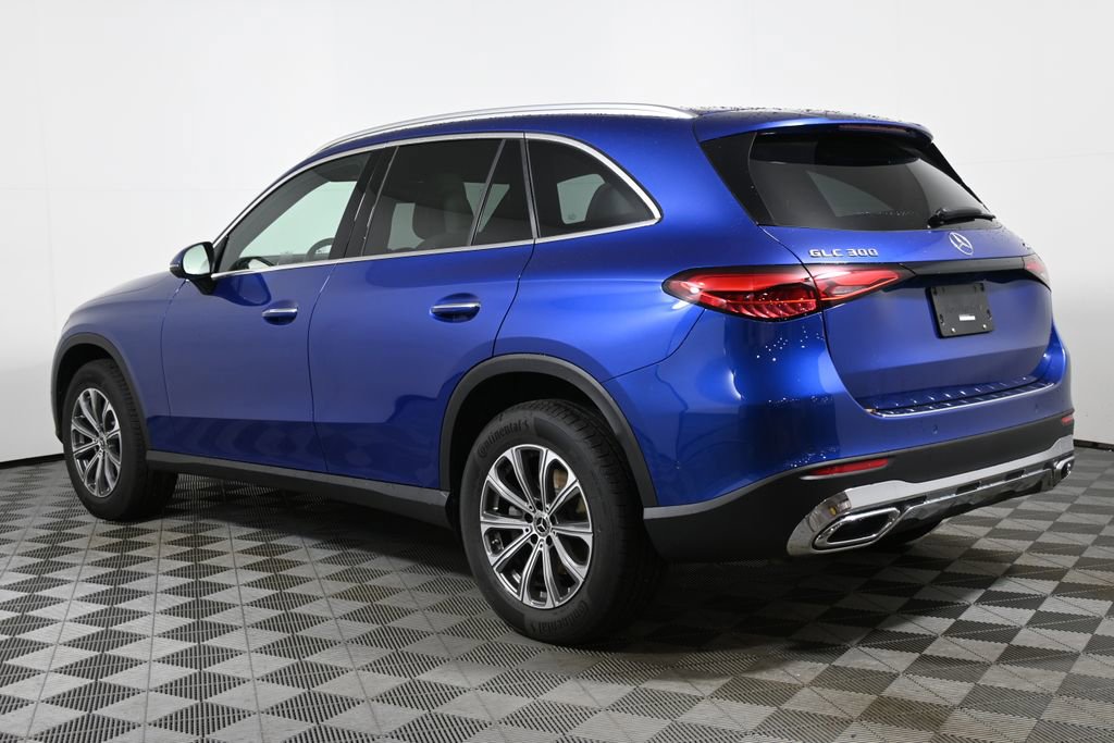 Certified 2025 Mercedes-Benz GLC 300 4MATIC image 5