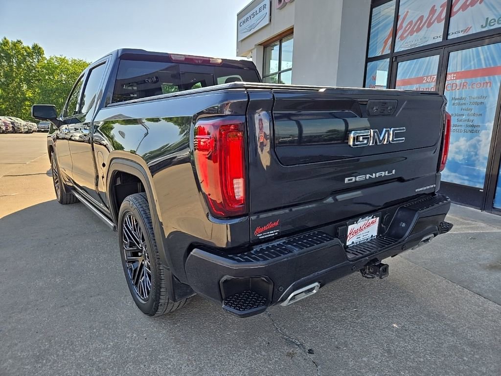 Used 2022 GMC Sierra 1500 Denali Ultimate AWD/4WD image 9