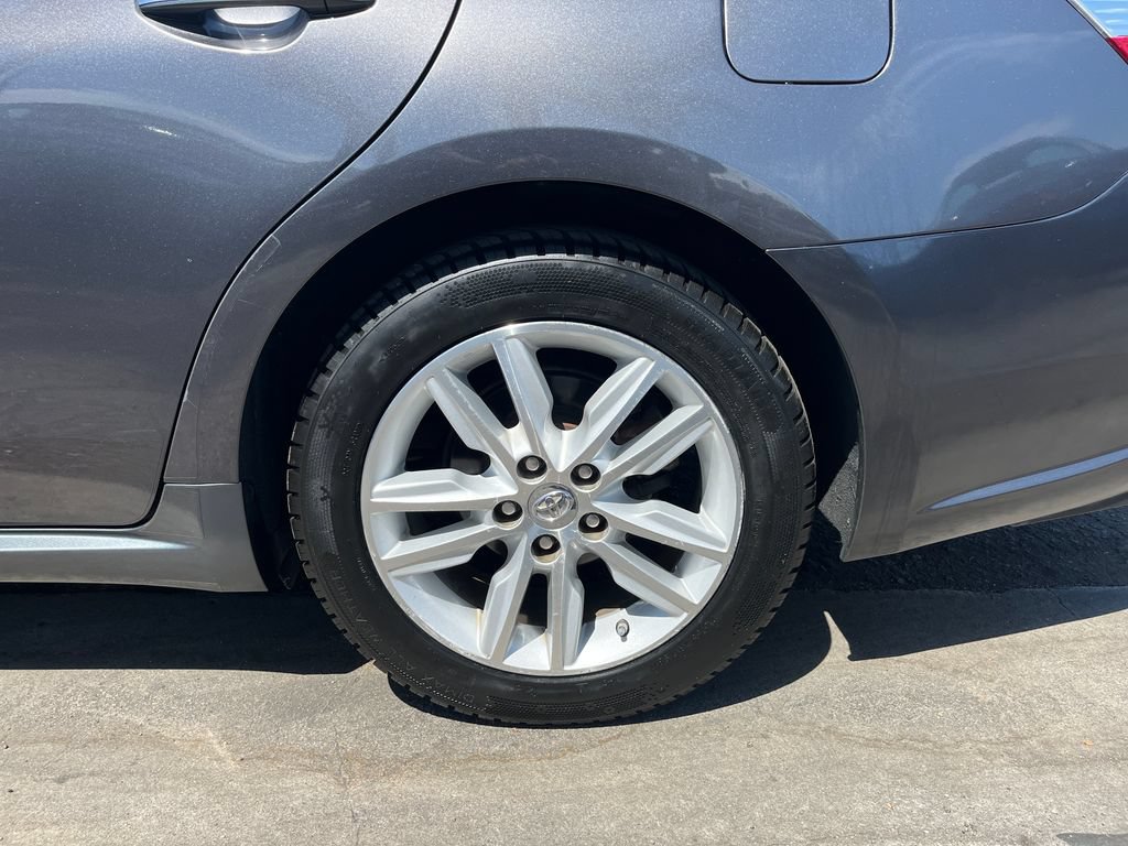 Used 2015 Toyota Avalon XLE FWD image 35