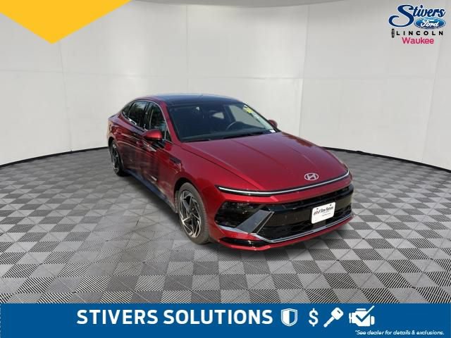Used 2024 Hyundai Sonata SEL w/ Convenience Package FWD image 3