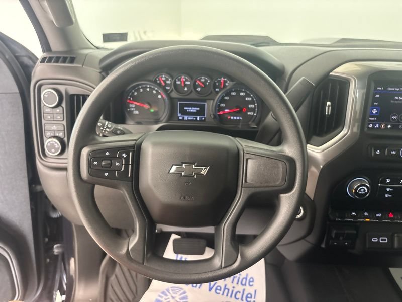 Used 2024 Chevrolet Silverado 1500 Custom Trail Boss AWD/4WD image 27