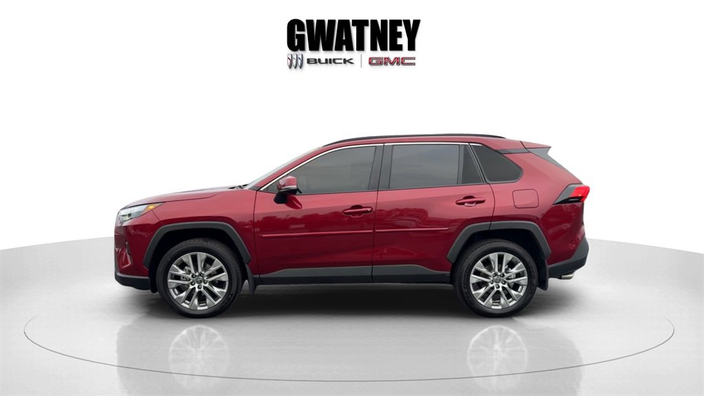 Used 2024 Toyota RAV4 XLE Premium image 3