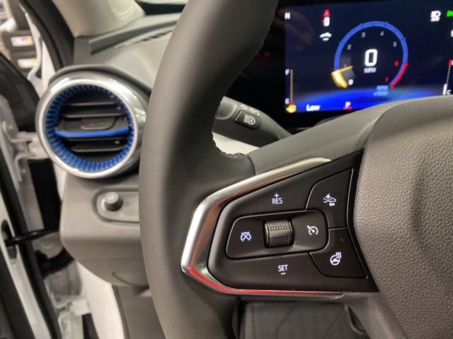 New 2026 Chevrolet Trax LT w/ Driver Confidence Package FWD image 13