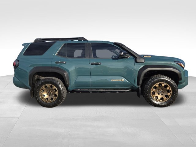 Used 2025 Toyota 4Runner Trailhunter AWD/4WD image 18