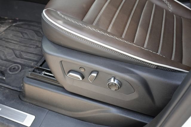 Used 2026 GMC Yukon Denali Ultimate w/ LPO, Illumination Package image 14