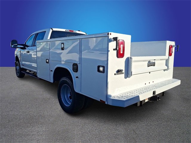 New 2026 Ford F350 XL w/ XL Chrome Package image 3