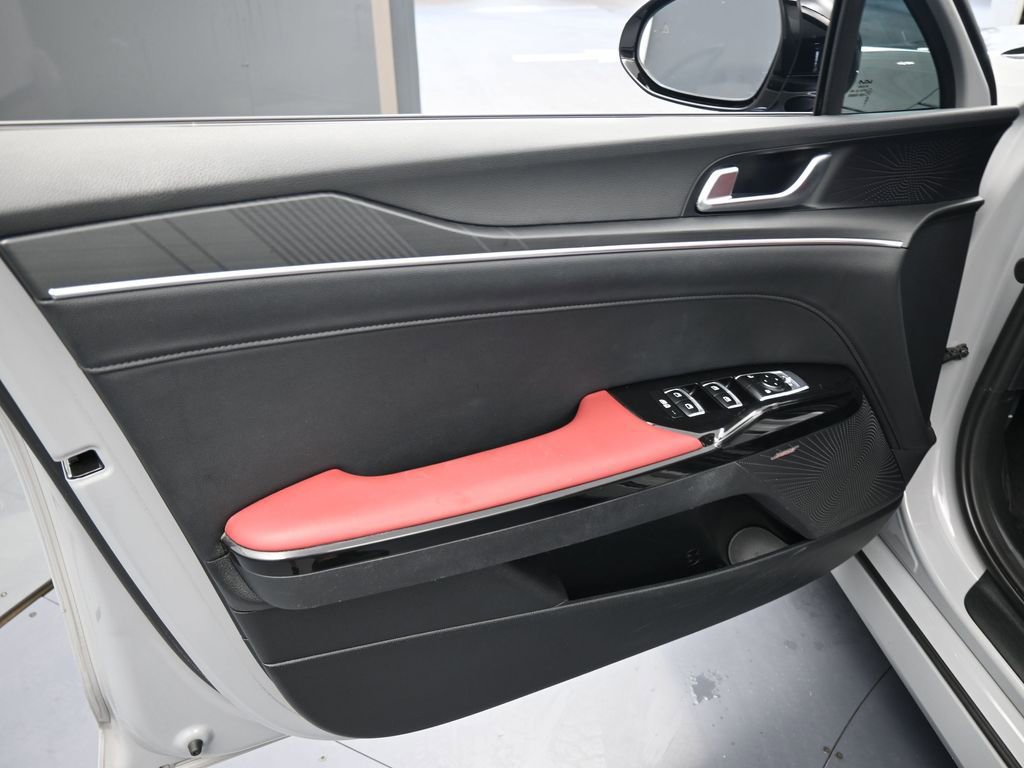 Used 2025 Kia K5 GT-Line w/ GT-Line Premium Package image 17