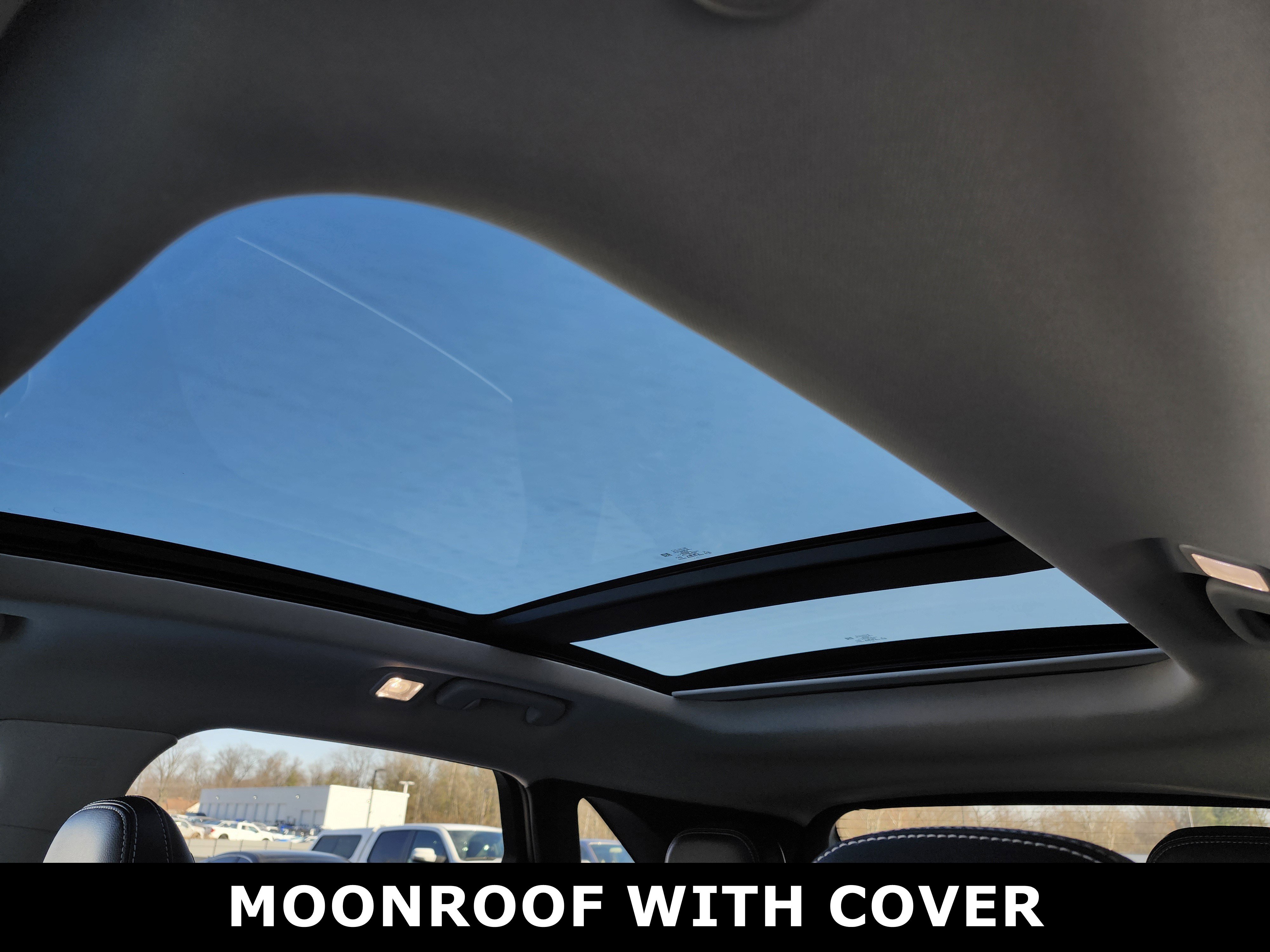 Used 2022 Ford Escape Titanium w/ Class II Trailer Tow Package image 16