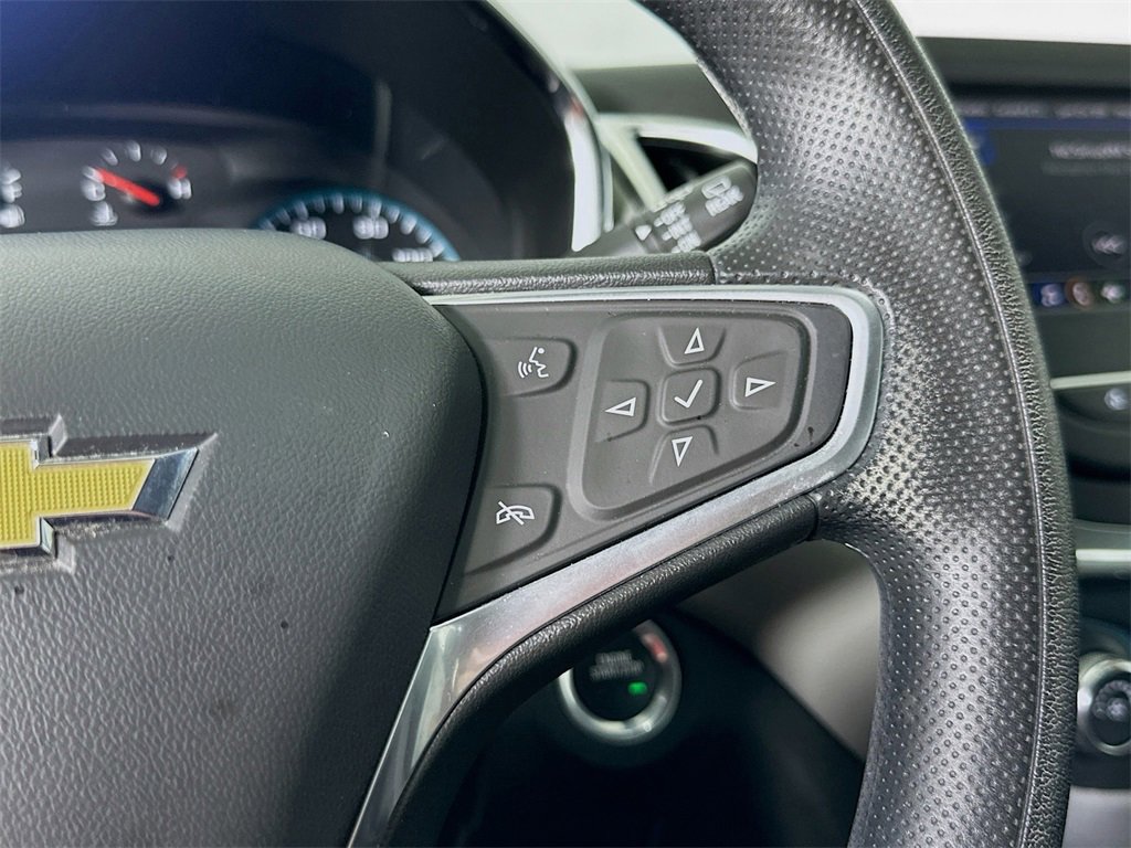 Used 2022 Chevrolet Equinox LS image 19