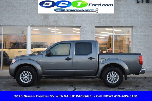 Used 2020 Nissan Frontier SV image 2