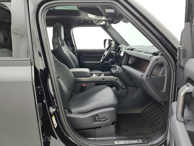 New 2026 Land Rover Defender 110 OCTA AWD/4WD image 26