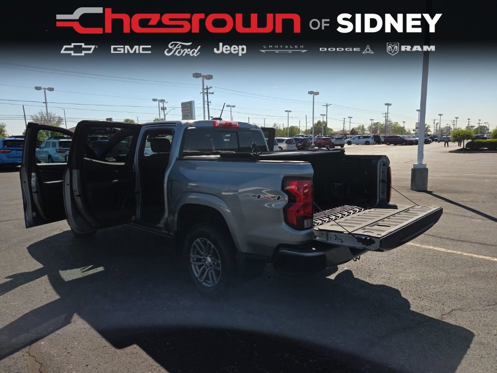 Used 2023 Chevrolet Colorado LT w/ LT Convenience Package II AWD/4WD image 20