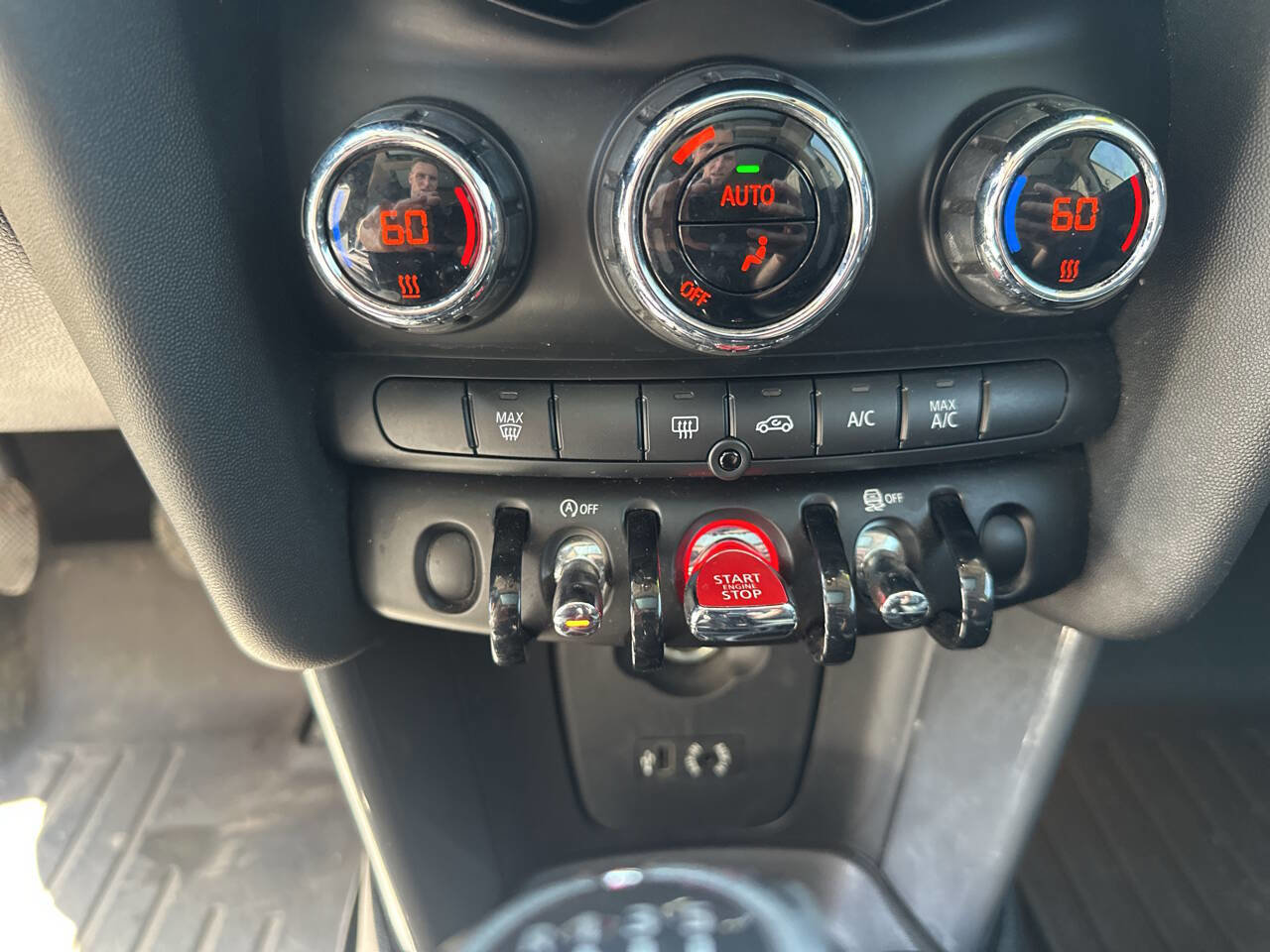 Used 2018 MINI Cooper 2-Door Hardtop FWD image 24