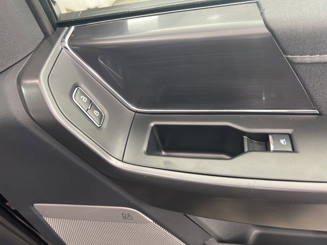 New 2025 Ford F150 Lariat w/ Equipment Group 501A Mid image 27