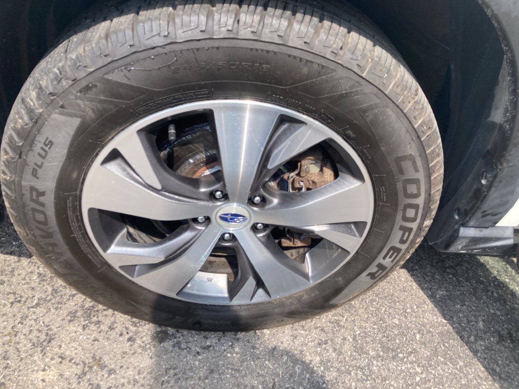 Used 2020 Subaru Ascent Premium w/ Convenience Package AWD/4WD image 34