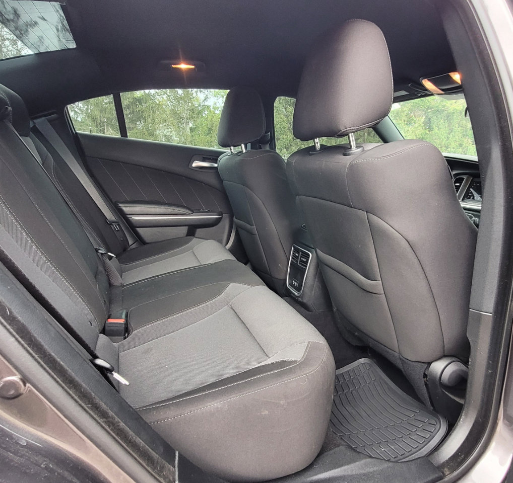 Used 2020 Dodge Charger SXT image 18